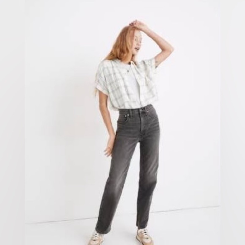 The Petite Perfect Vintage Straight Jean 26